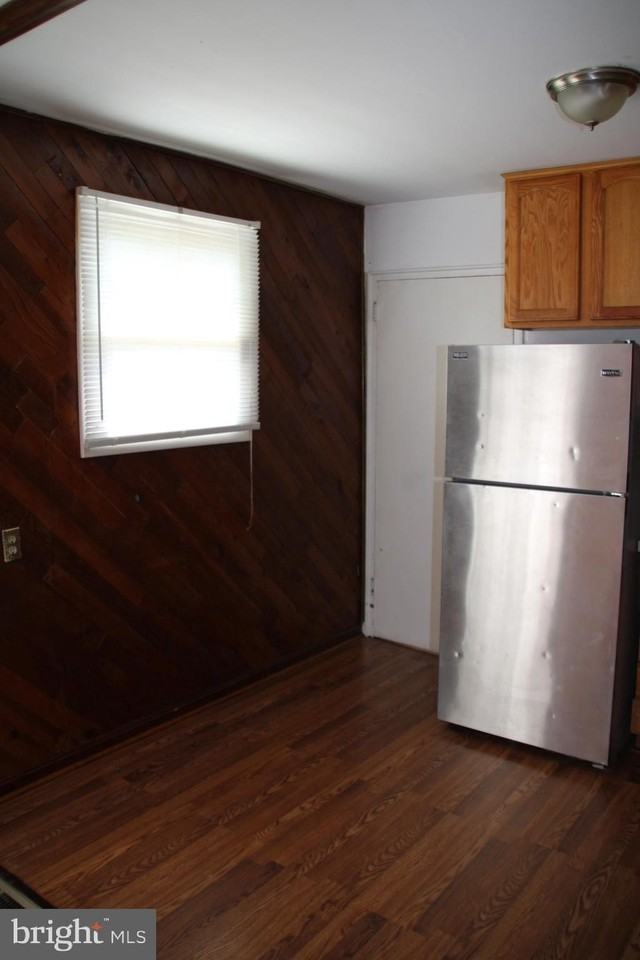 12010 Ashley Dr - Photo 4 of 23