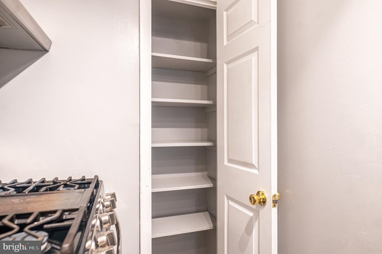 12211 Braxfield Ct #7 - Photo 5 of 20