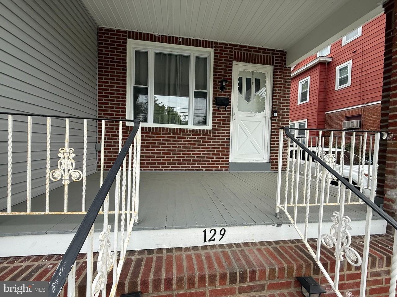 129 Clearfield Ave - Photo 3 of 32