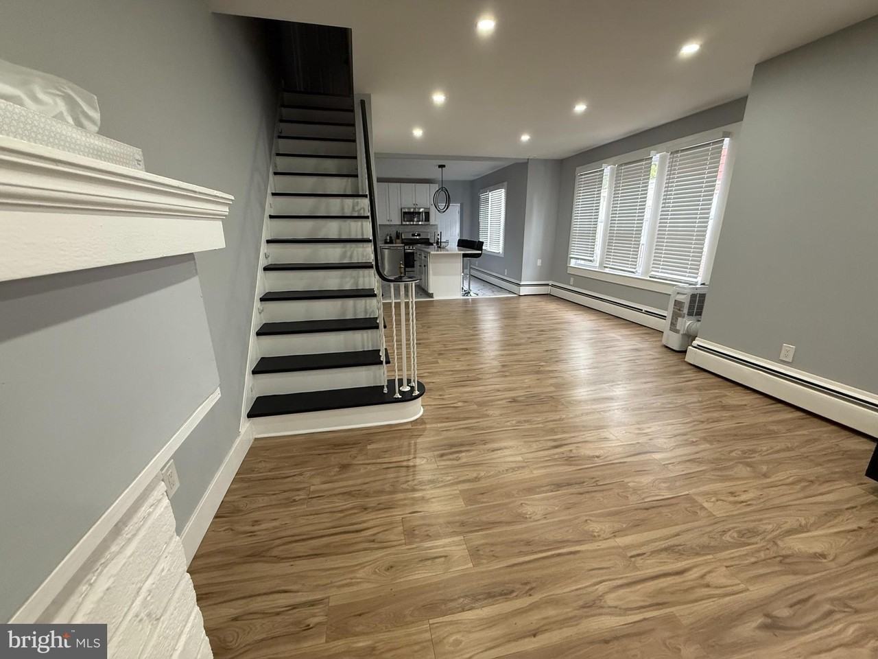 129 Clearfield Ave - Photo 6 of 32