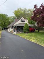 featured image of 1062 Terrace Blvd