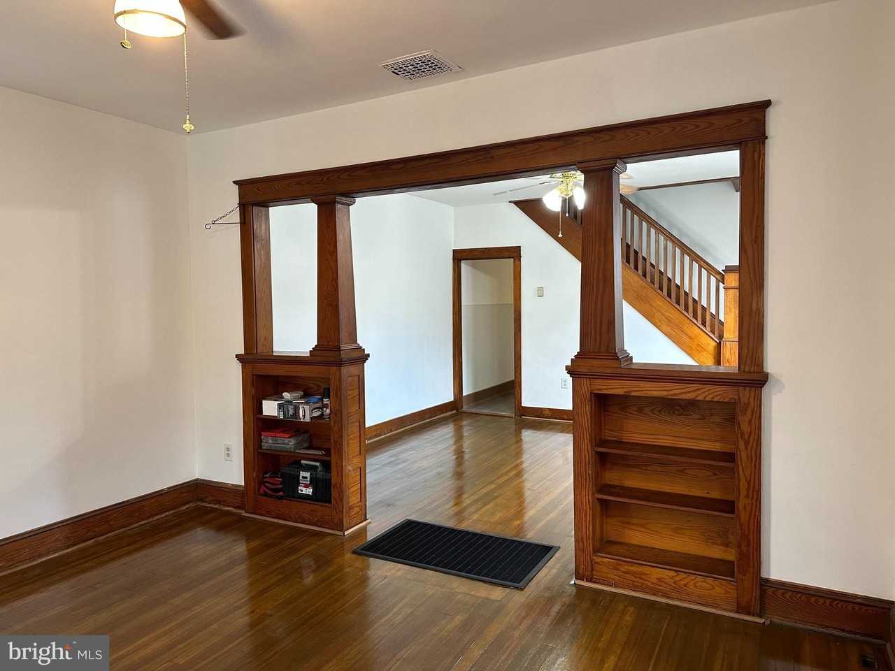 239 N Stratton St - Photo 6 of 29