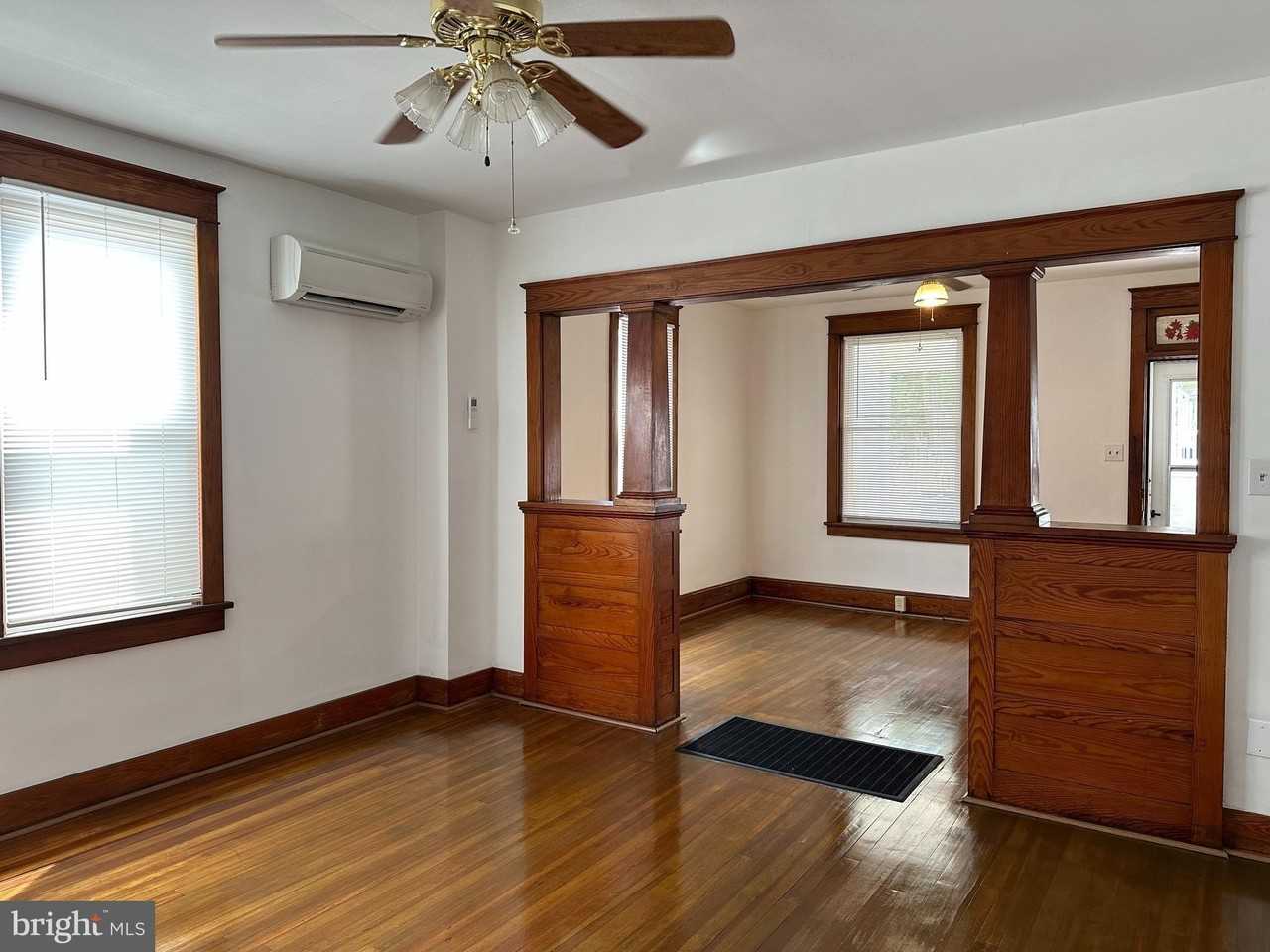 239 N Stratton St - Photo 7 of 29