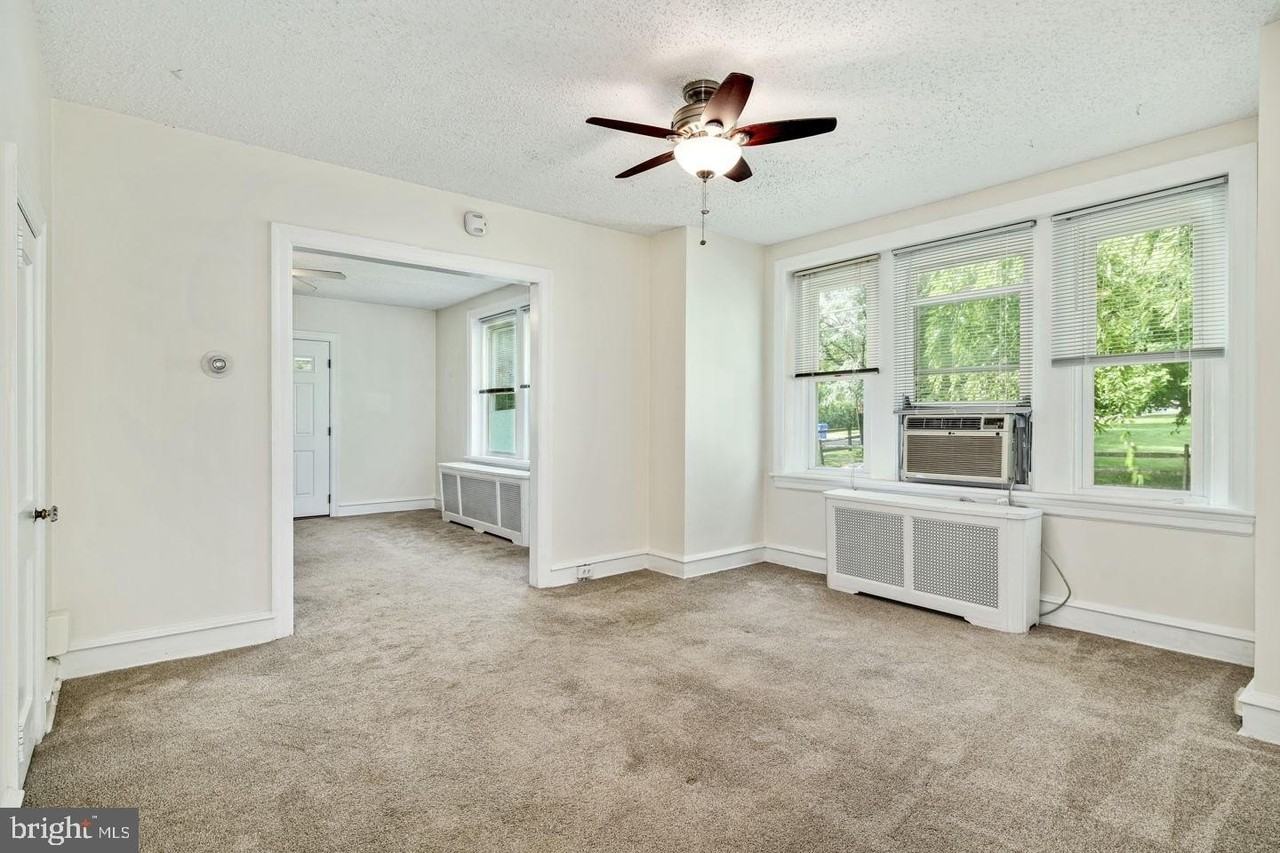7446 Sycamore Ave - Photo 4 of 24