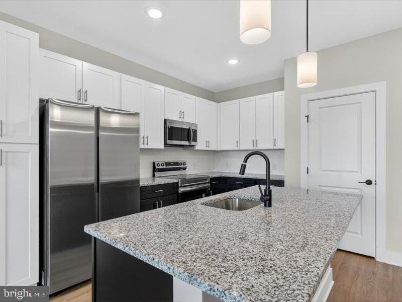 624 Main St #315 - Photo 3 of 16