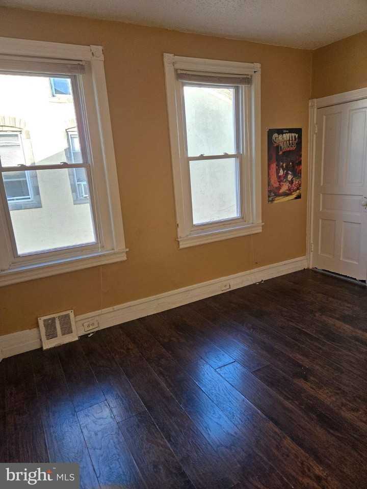 6706 Torresdale Ave #2 - Photo 6 of 11