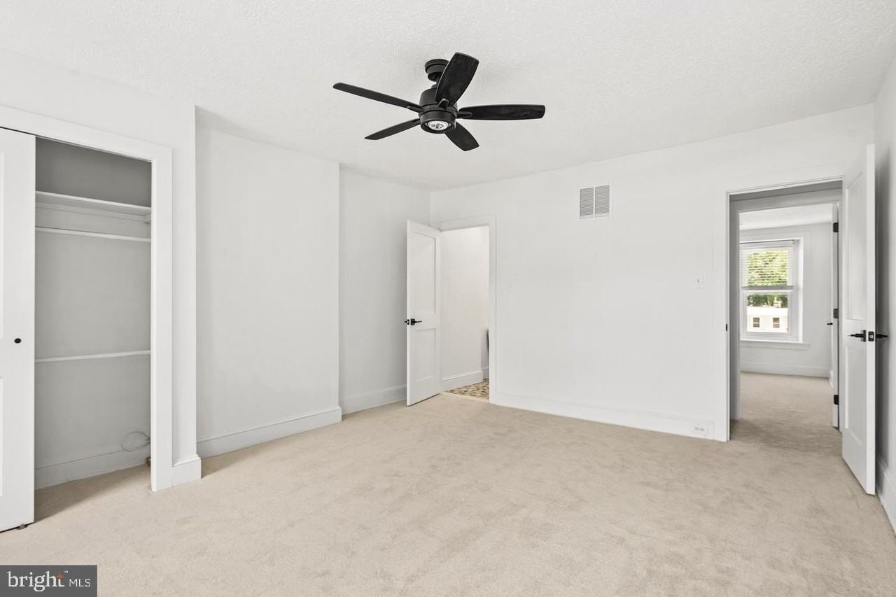 3455 Bowman St - Photo 4 of 11