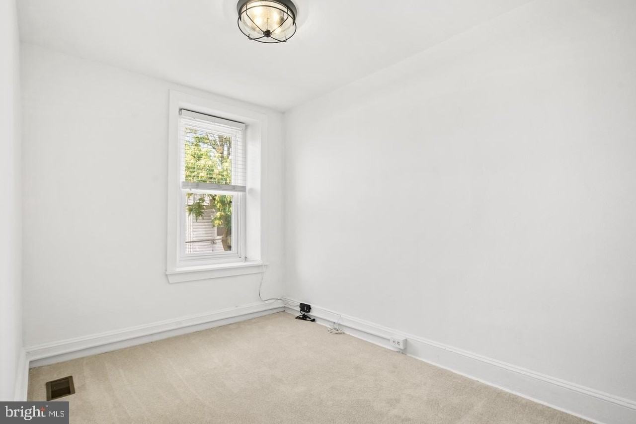 3455 Bowman St - Photo 6 of 11