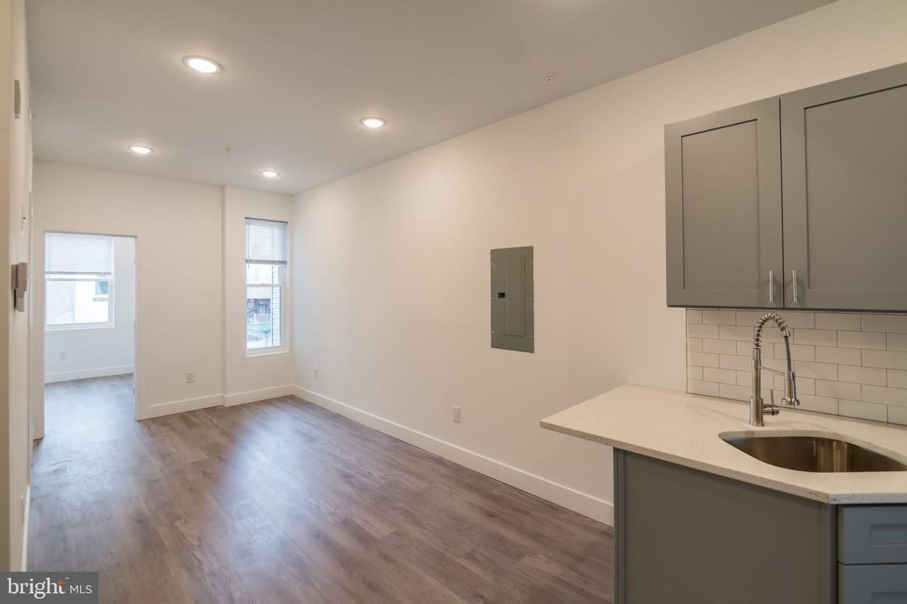 1709 Snyder Ave #1 - Photo 5 of 23