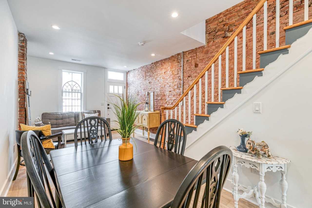 2331 Mercer St - Photo 7 of 27