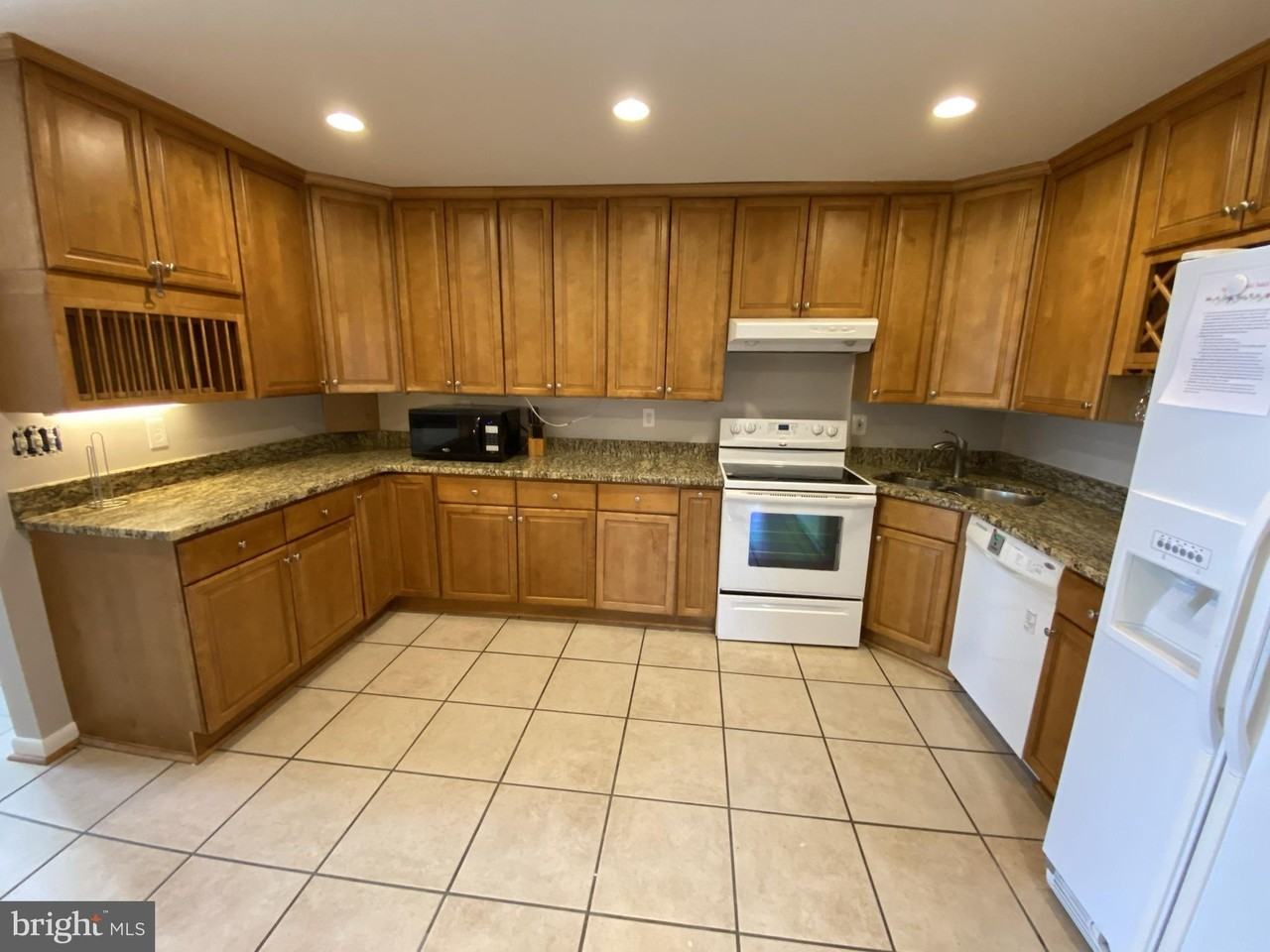 1712 12th St S - Photo 6 of 50