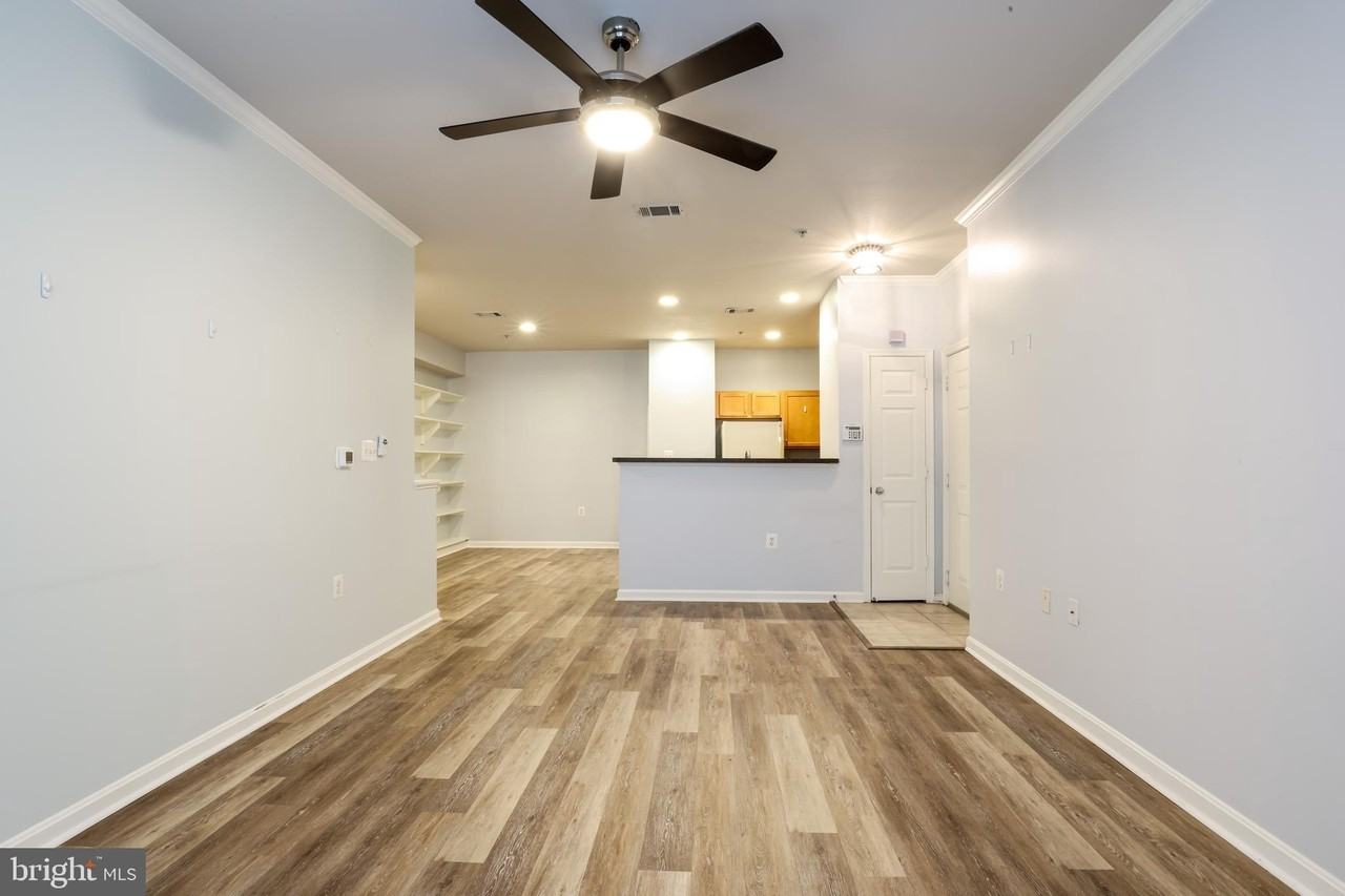 5123 Travis Edward Way Apt A #A - Photo 4 of 17