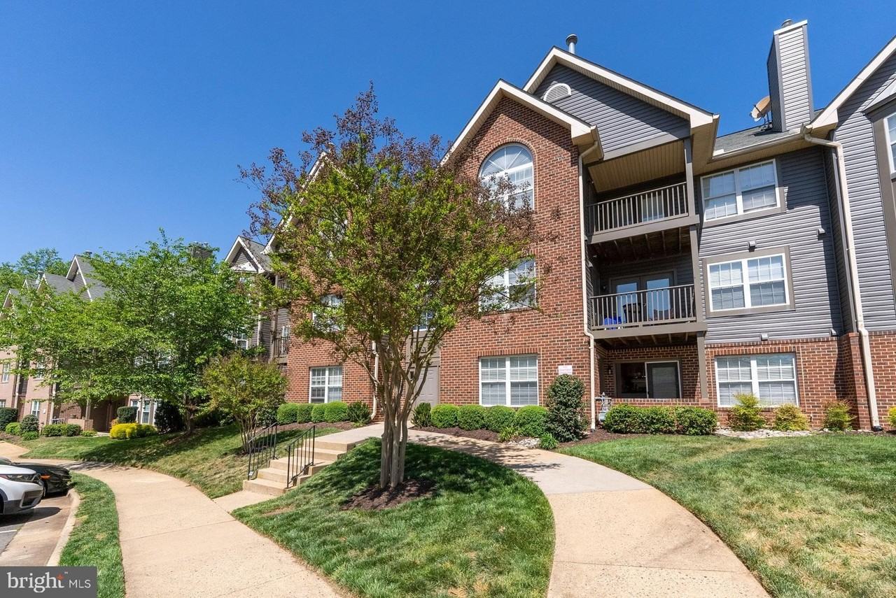 4116-D Monument Ct #102 - Photo 2 of 30
