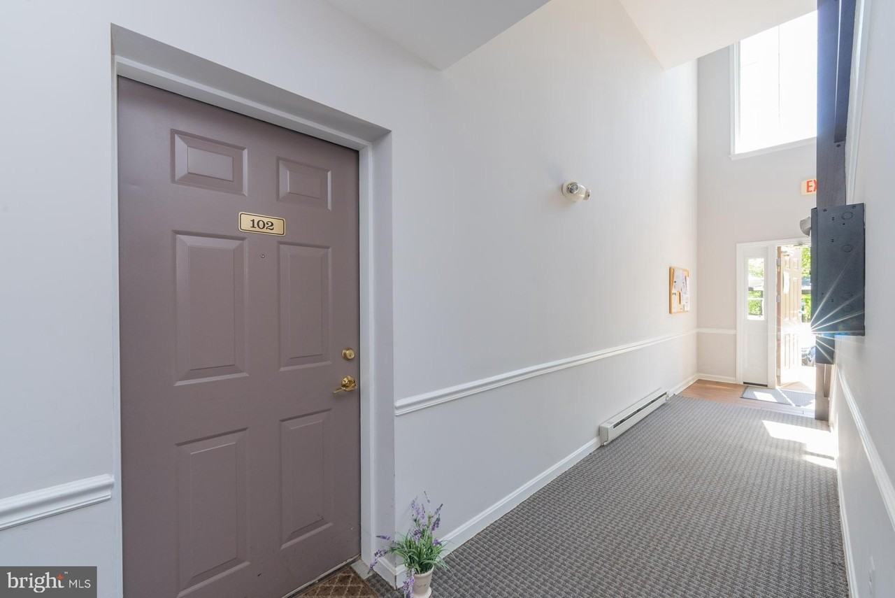 4116-D Monument Ct #102 - Photo 4 of 30