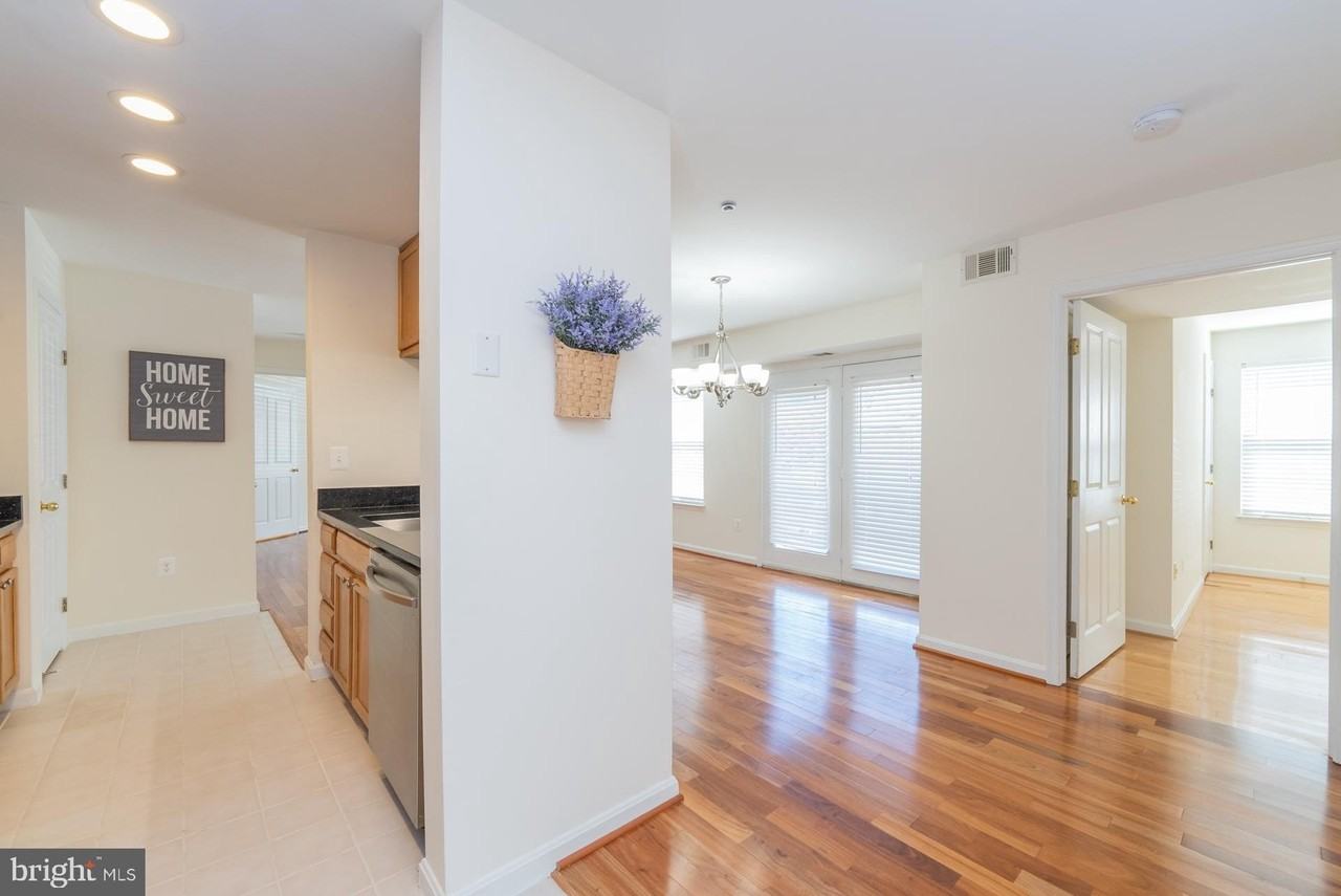 4116-D Monument Ct #102 - Photo 7 of 30