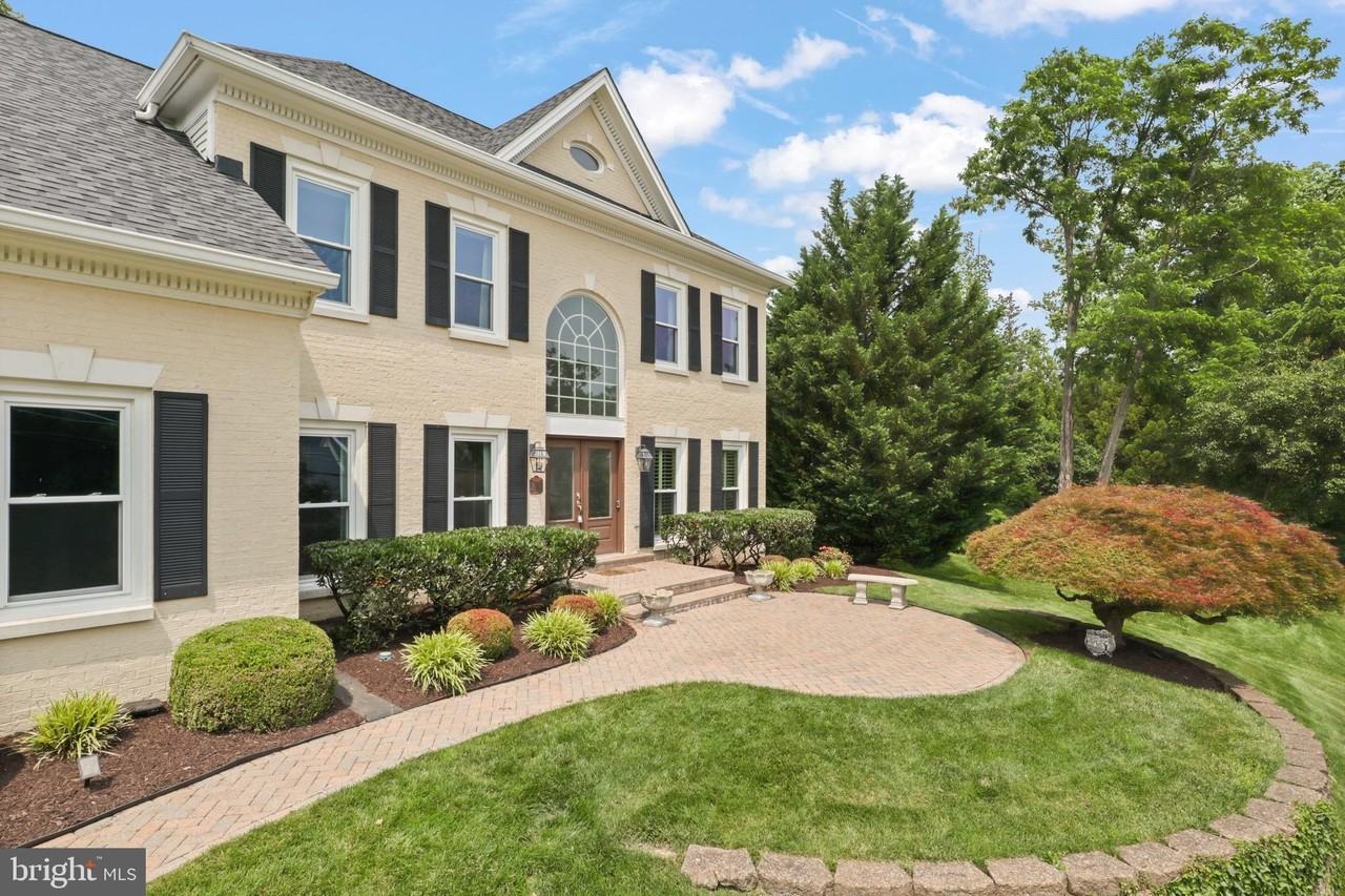 9900 Chappell Ln - Photo 2 of 50