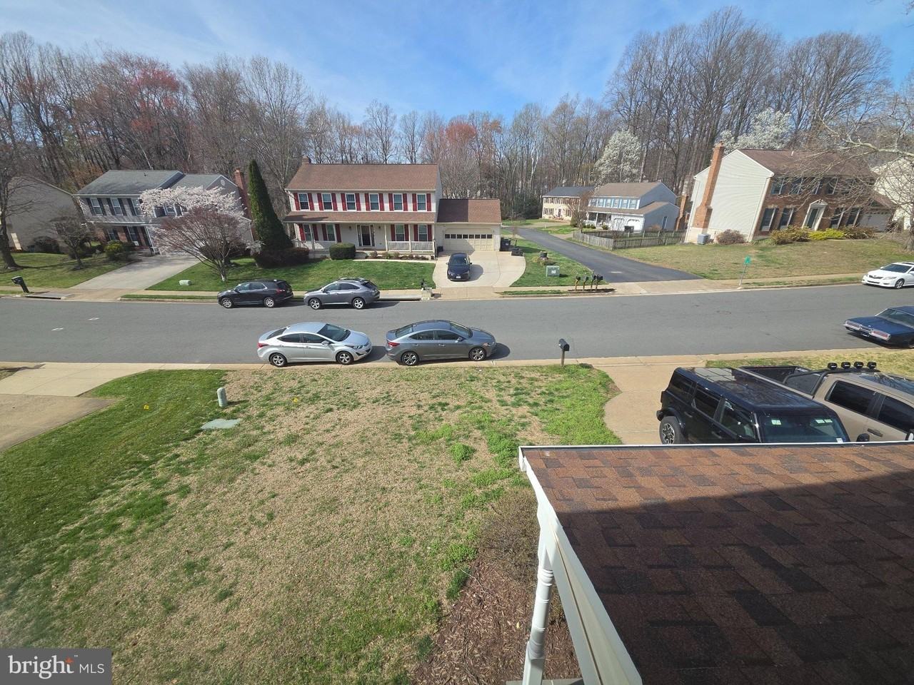 14779 Statler Dr - Photo 2 of 31