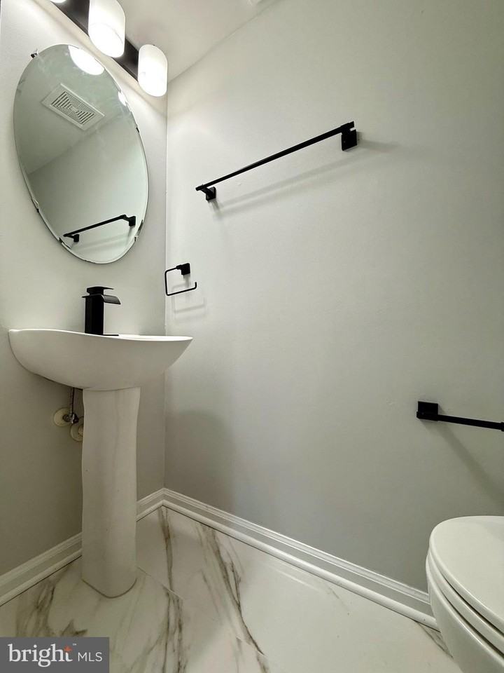 1874 Tiger Lily Cir - Photo 5 of 26