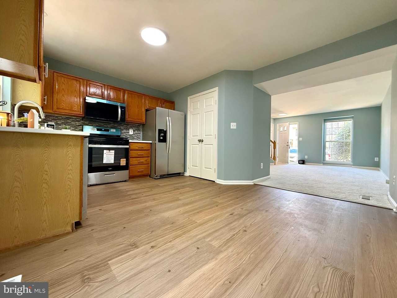 1874 Tiger Lily Cir - Photo 6 of 26