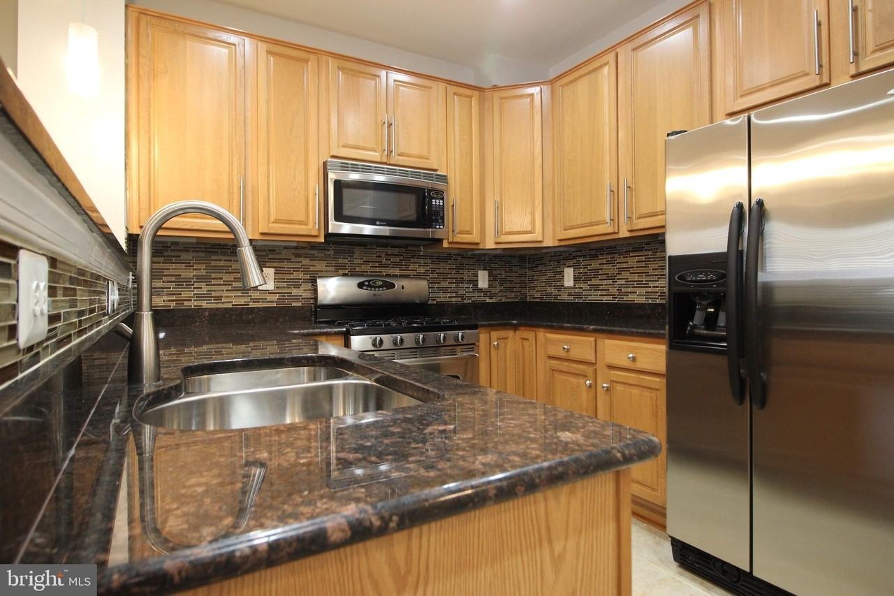 2415 Rainswood Ln - Photo 7 of 29