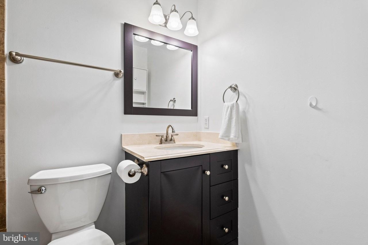 8394 Cobb Rd - Photo 6 of 35