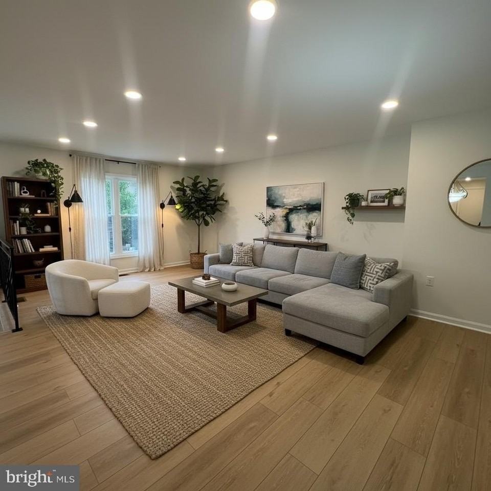 7438 Barbados Ln - Photo 3 of 18