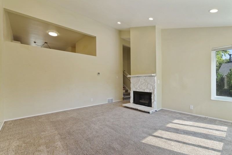 4541 S Russell St - Photo 6 of 24