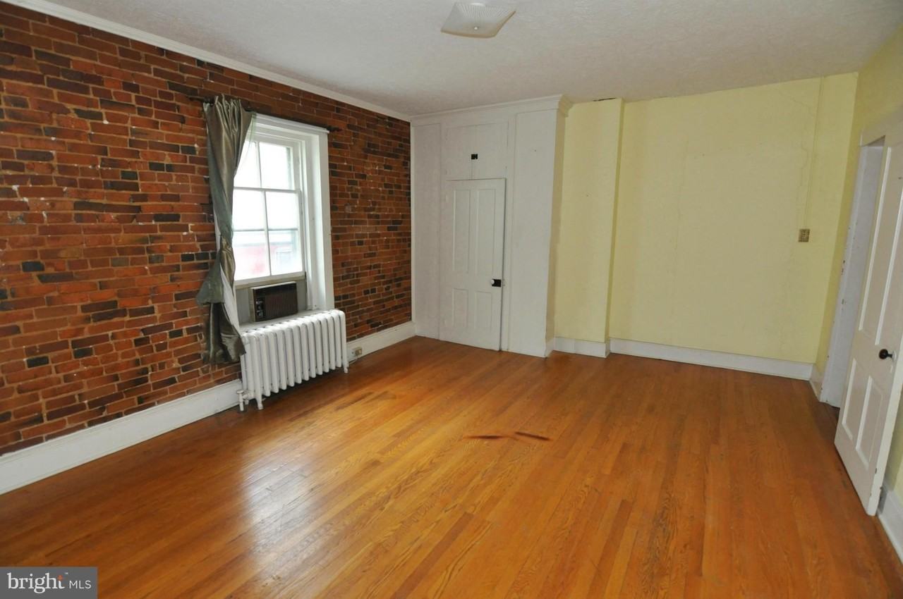 515 N Loudoun St #2 - Photo 3 of 13