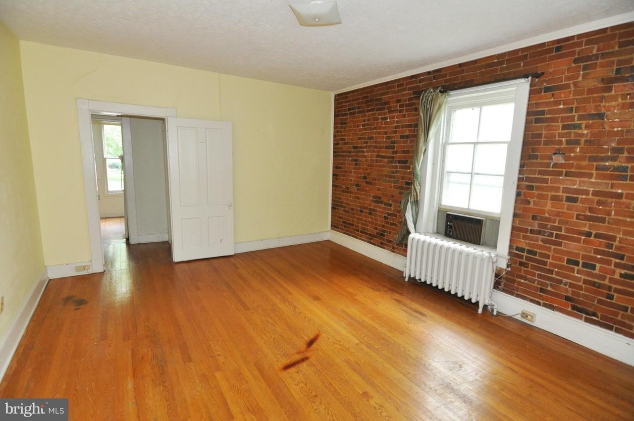 515 N Loudoun St #2 - Photo 4 of 13
