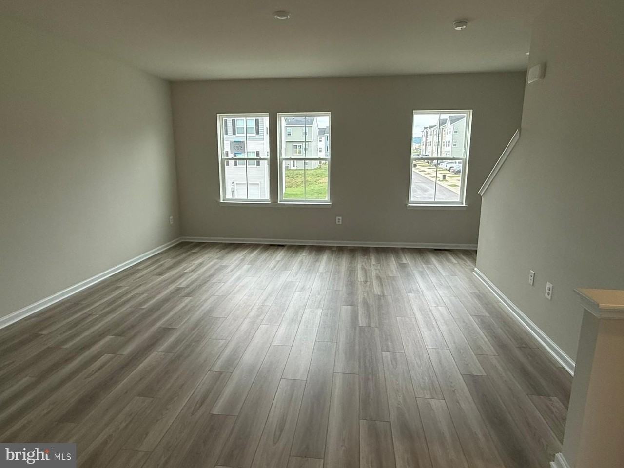 121 Kinkade Ct - Photo 7 of 14