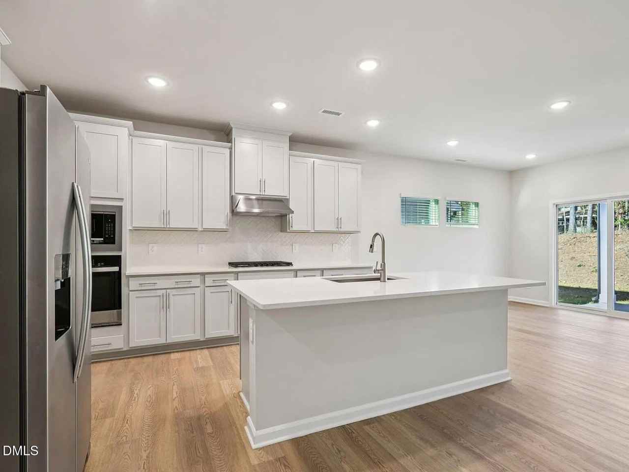 308 Karlov Rd - Photo 4 of 15