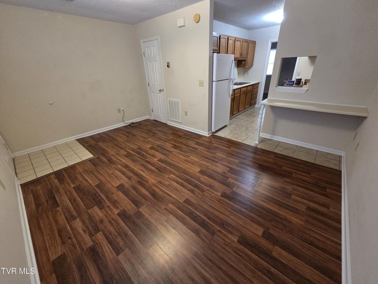 2818 Plymouth Rd #9 - Photo 6 of 12