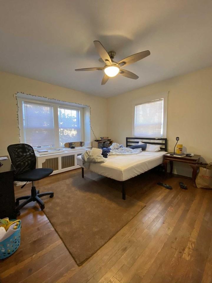 210 Commonwealth Ave - Photo 5 of 10