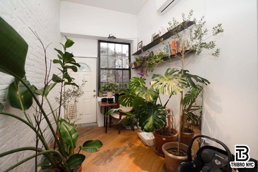 378 S 3rd St - Photo 5 of 10