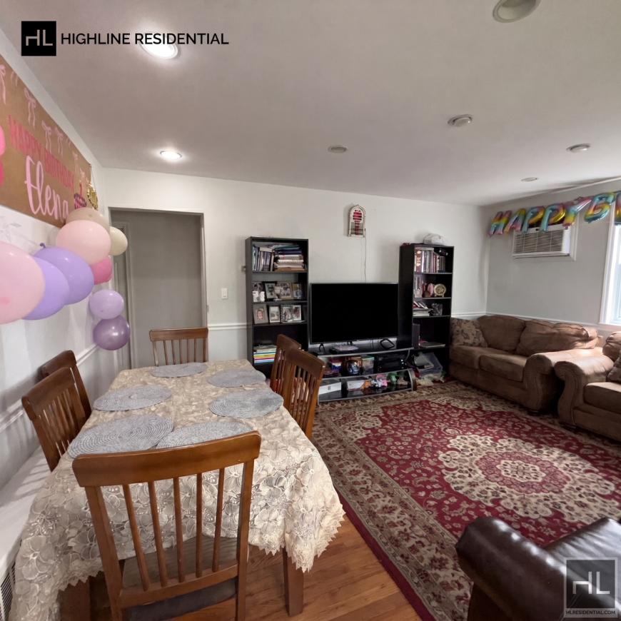 1717 Francis Lewis Blvd - Photo 3 of 10