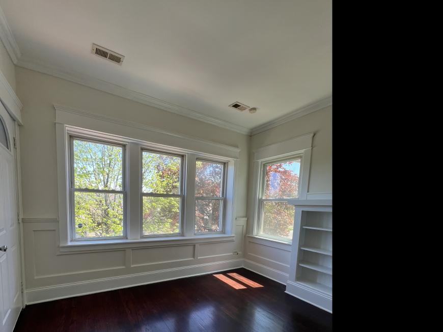 1828 S 58th Ave - Photo 6 of 10