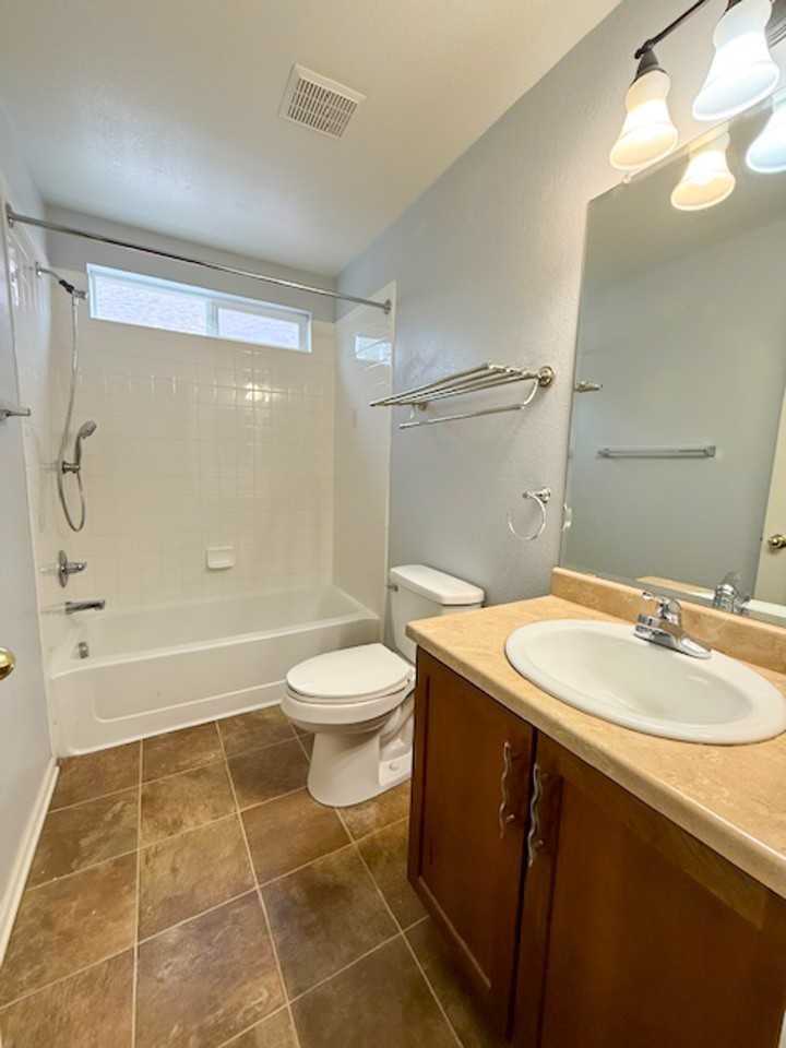 1176 S Richfield Ct - Photo 5 of 19