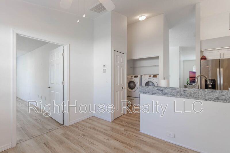 615 Juniper Way - Photo 7 of 23