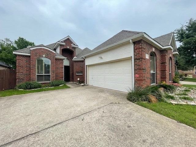 408 Hideaway Ct - Photo 2 of 29