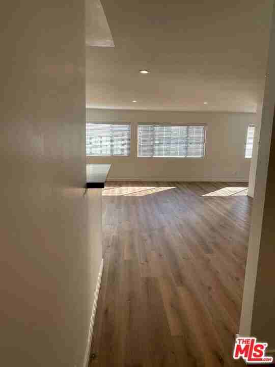 649 Cross Ave - Photo 3 of 22