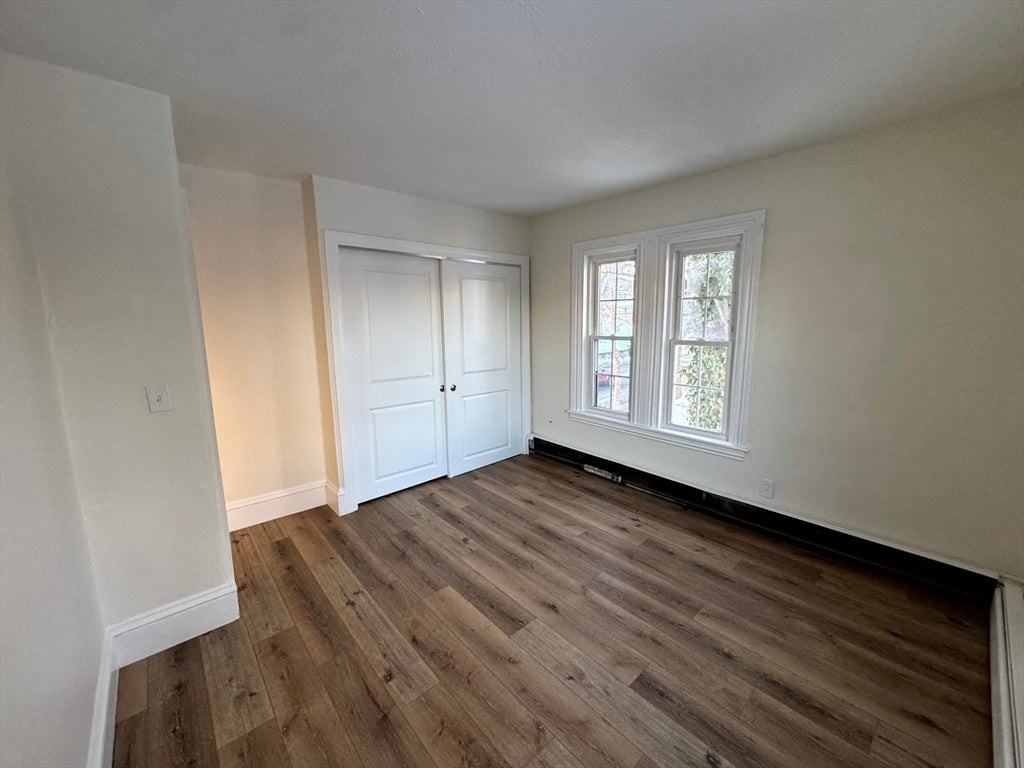 195 Court St - Photo 2 of 34