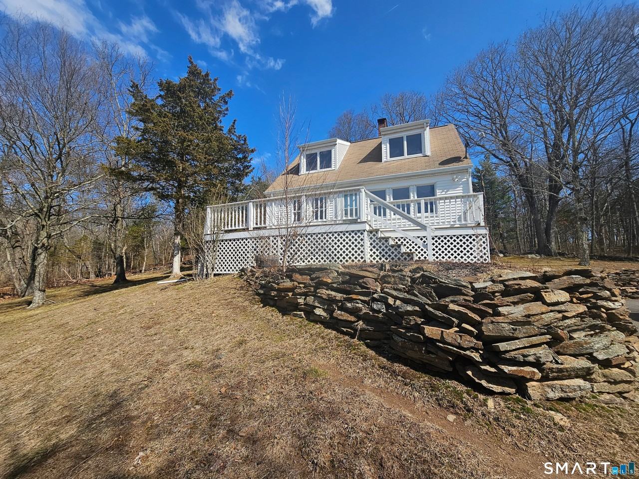 932 Saybrook Rd - Photo 2 of 40
