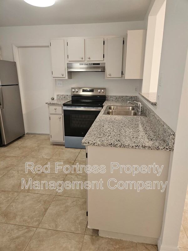 3718 15th St W - Photo 3 of 11