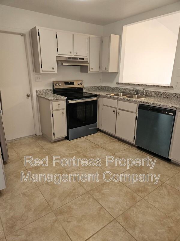 3718 15th St W - Photo 4 of 11