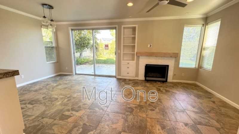 4988 Copper Rd - Photo 4 of 26