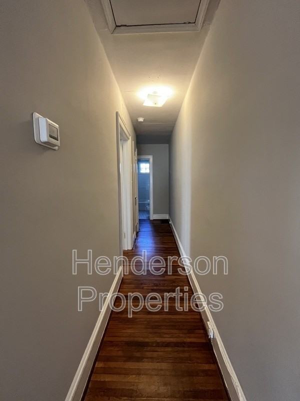 2109 Kenmore Ave - Photo 3 of 9