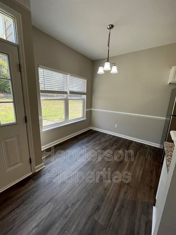 7802 Rolling Meadows Ln - Photo 7 of 26