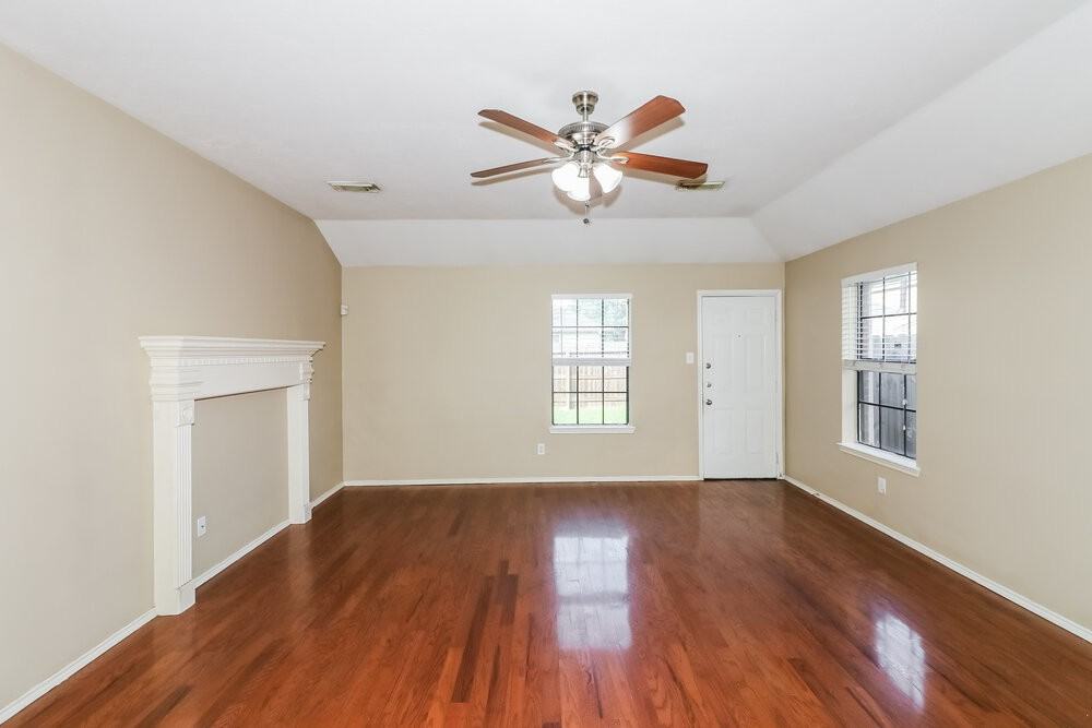 6618 Sutton Meadows Dr - Photo 4 of 16