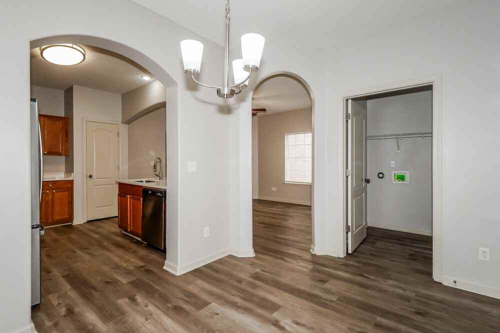 1254 Carlton Ridge Dr - Photo 7 of 17