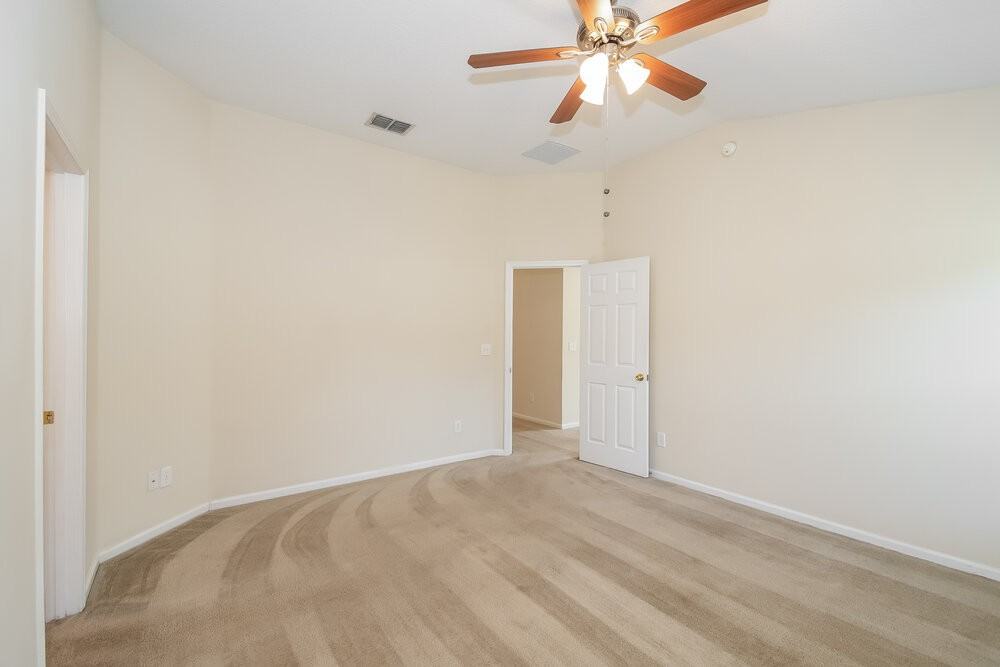 2452 Willowbend Dr - Photo 6 of 14